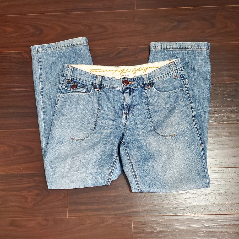 Tommy Hilfiger Women's Light Blue Straight Leg Jeans